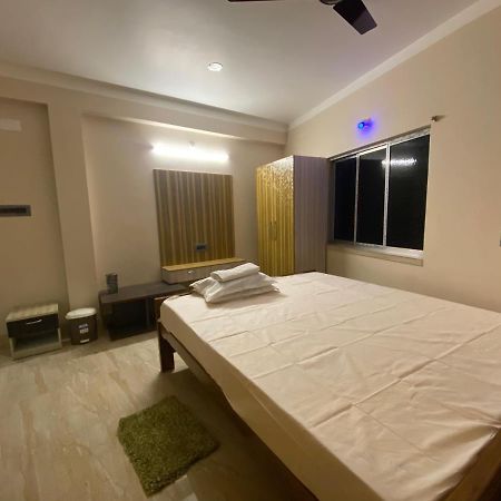 Hotel & Lodge Pankajini 博尔普尔 外观 照片