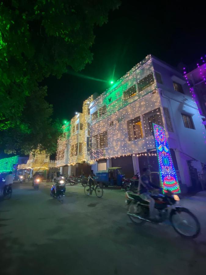Hotel & Lodge Pankajini 博尔普尔 外观 照片